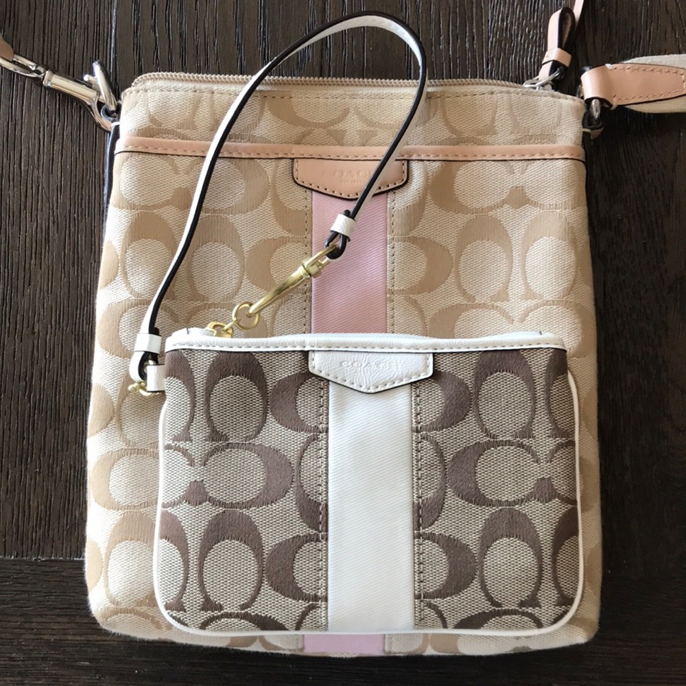 Coach cross body purse & wallet